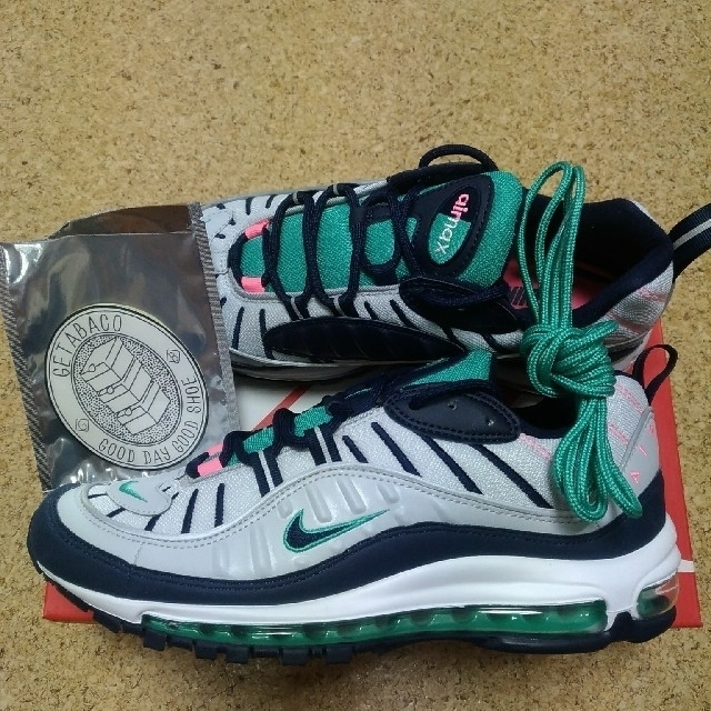 NIKE(ナイキ)のナイキ NIKE AIR MAX 98 US10 28cm メンズの靴/シューズ(スニーカー)の商品写真