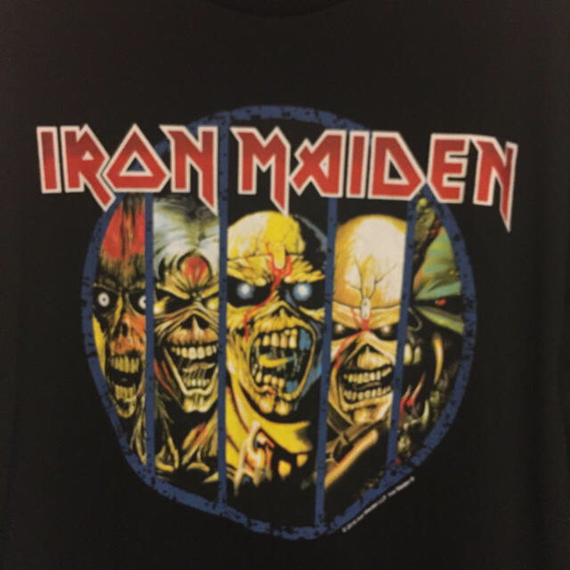 H&M(エイチアンドエム)のH&M × IRON MAIDEN アイアンメイデン 長袖 Tシャツ M 中古 メンズのトップス(Tシャツ/カットソー(七分/長袖))の商品写真