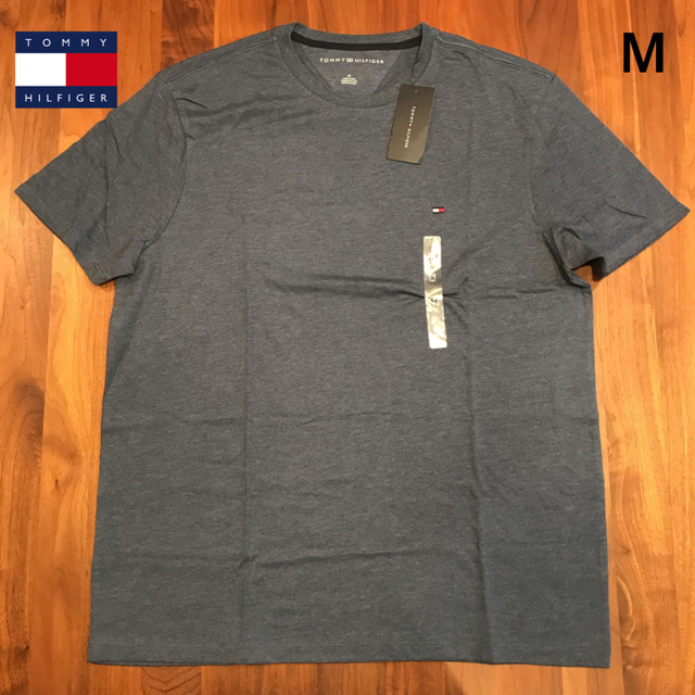 TOMMY HILFIGER(トミーヒルフィガー)のTOMMY　HILFIGER　ブルーワンポイント　Tシャツ　（M）新品 メンズのトップス(Tシャツ/カットソー(半袖/袖なし))の商品写真