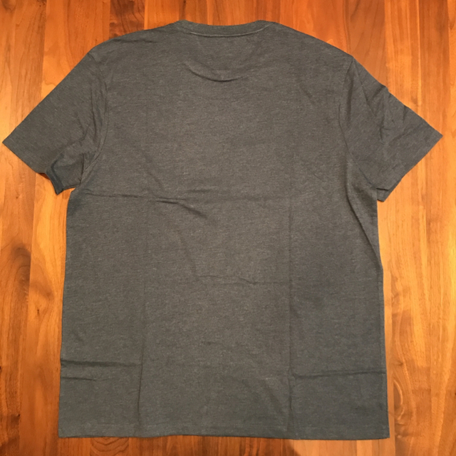 TOMMY HILFIGER(トミーヒルフィガー)のTOMMY　HILFIGER　ブルーワンポイント　Tシャツ　（M）新品 メンズのトップス(Tシャツ/カットソー(半袖/袖なし))の商品写真