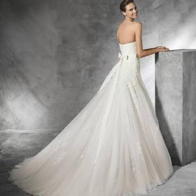 Pronovias Aライン　ウェディングドレス