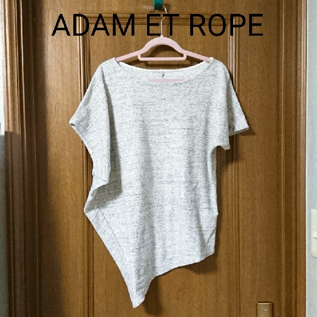 Adam et Rope'(アダムエロぺ)のアダムエロペ アシンメトリープルオーバー レディースのトップス(Tシャツ(半袖/袖なし))の商品写真