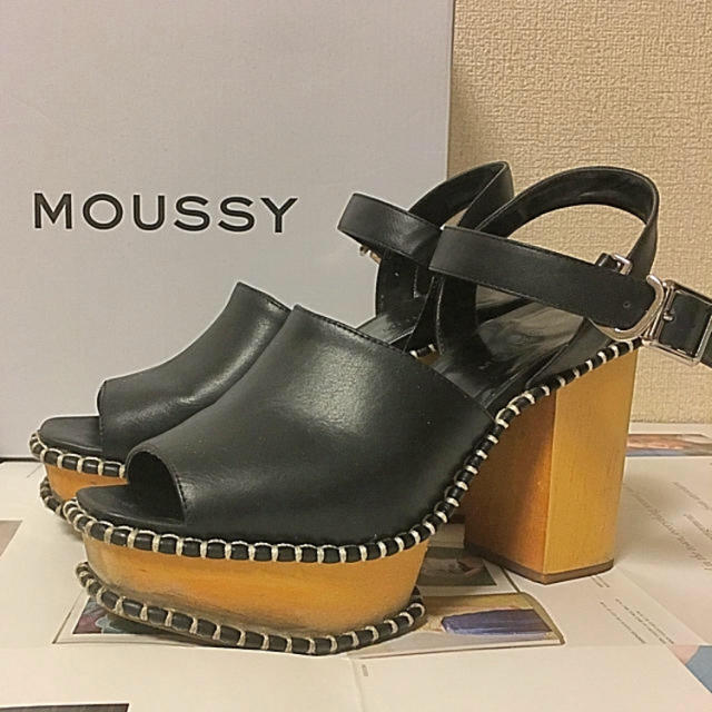 moussy(マウジー)のmoussy ✴︎ サボサンダル レディースの靴/シューズ(サンダル)の商品写真