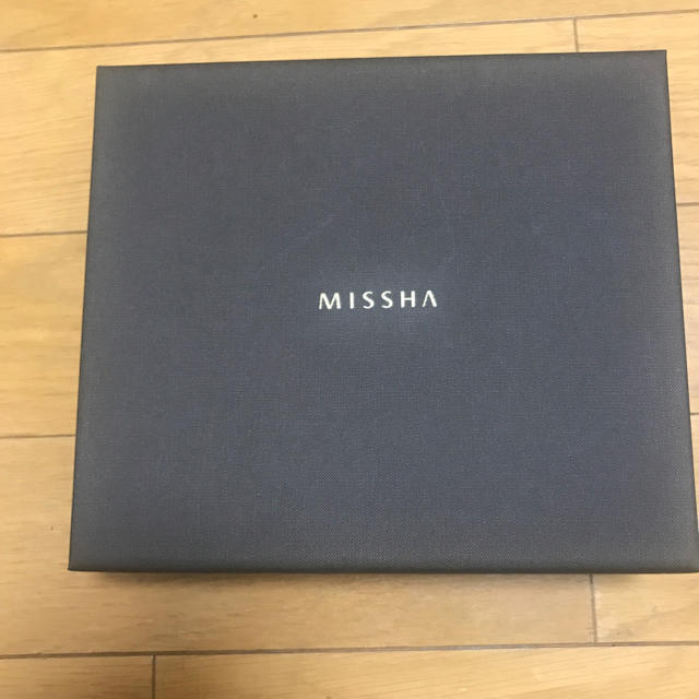 MISSHA(ミシャ)のMISSIA 化粧品セット 美容液 化粧水 下地 ティント シェーダー コスメ/美容のキット/セット(コフレ/メイクアップセット)の商品写真