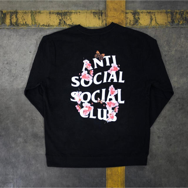 ANTI SOCIAL SOCIAL CLUB ロンT？スウェット？-