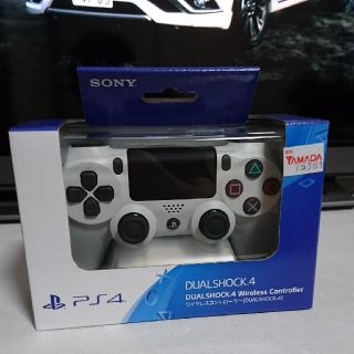 PS4 コントローラー　新品未開封　2個　白　デュアルショック