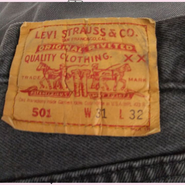 Levi's(リーバイス)のLevi's501ダメージデニム☆リメイク レディースのパンツ(デニム/ジーンズ)の商品写真