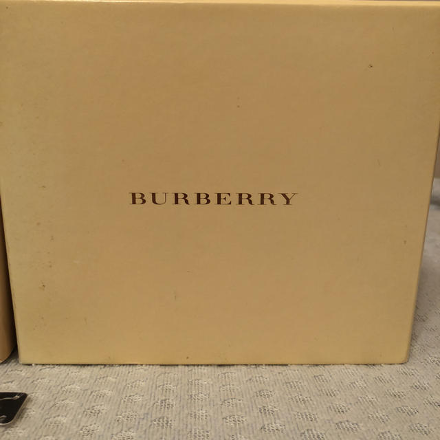 BURBERRY(バーバリー)のバーバリー タオルハンカチ テディベア ギフトセット ロンドン ハンカチ レディースのファッション小物(ハンカチ)の商品写真