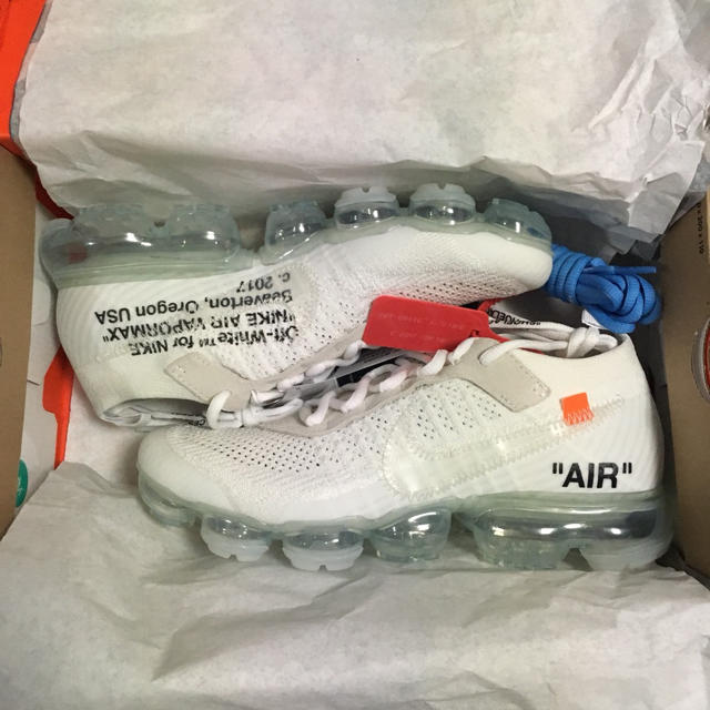 NIKE(ナイキ)のNIKE OFF WHITE THE 10 VAPORMAX FK 25cm 白 メンズの靴/シューズ(スニーカー)の商品写真