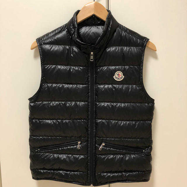 MONCLER(モンクレール)の美品 MONCLER モンクレール インナーベスト ブラック メンズのジャケット/アウター(ダウンベスト)の商品写真