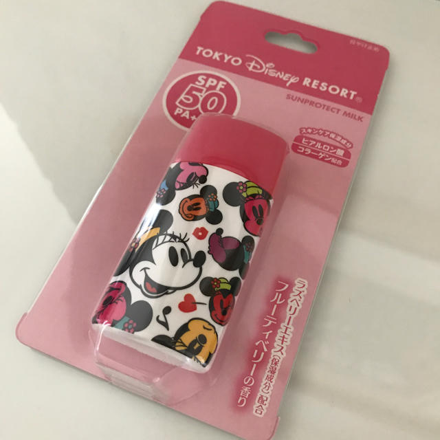 Disney(ディズニー)のkeeimamaさま専用 Disney 【新品】日焼け止め コスメ/美容のボディケア(日焼け止め/サンオイル)の商品写真