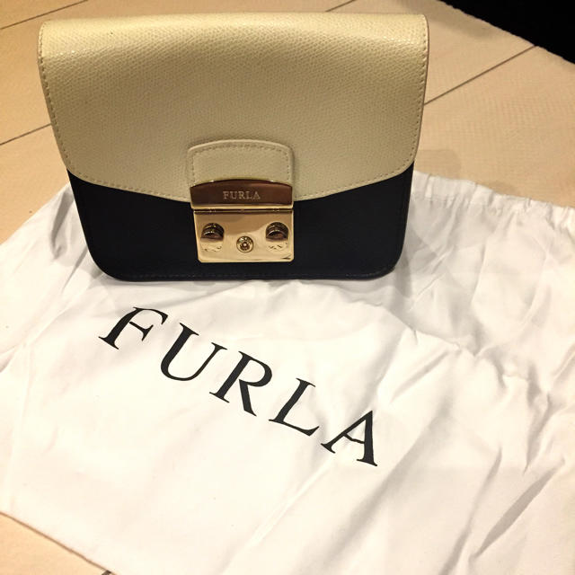 Furla(フルラ)のFURLA★メトロポリス★限定★バイカラー レディースのバッグ(ショルダーバッグ)の商品写真