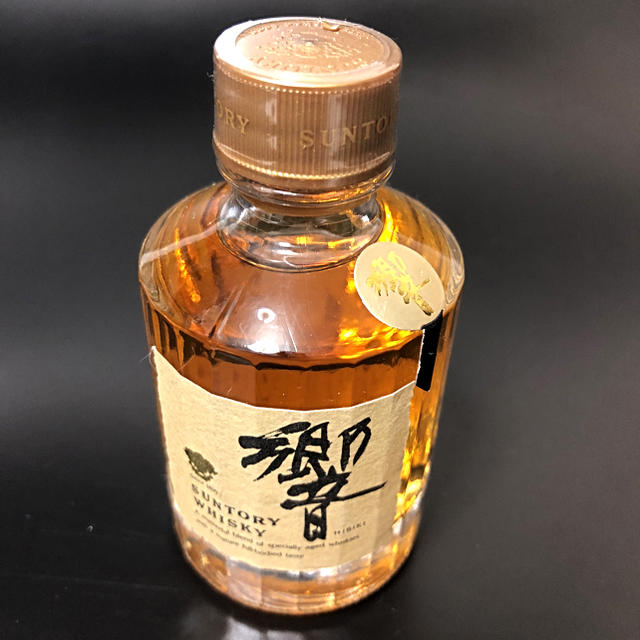 期間限定価格 SUNTORY 響 金キャップ 700ml 新品未開栓