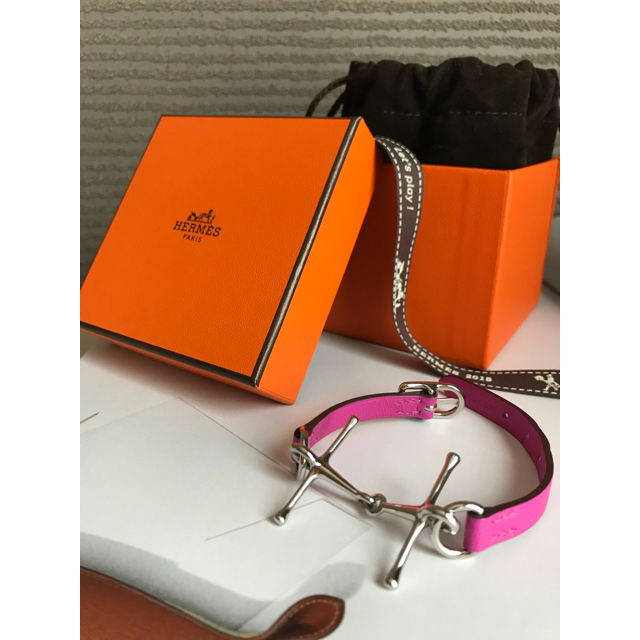 Hermes(エルメス)のayaaama 様ご専用🌷Hermès  新色 マグノリア 2018 レディースのアクセサリー(ブレスレット/バングル)の商品写真