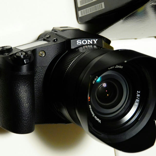 SONY(ソニー)のSONY ソニー DSC-RX10 おまけ付き スマホ/家電/カメラのカメラ(コンパクトデジタルカメラ)の商品写真