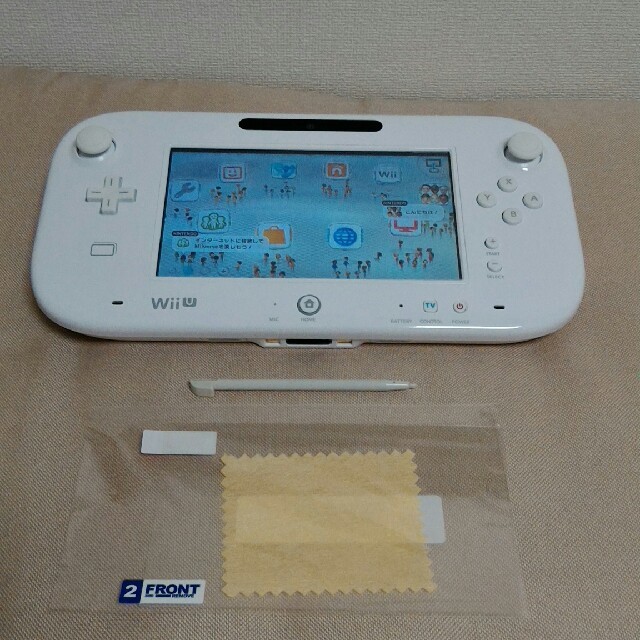 Wii U(ウィーユー)の任天堂　wiiu　ゲームパッド白　正常動作確認済　タッチペン、液晶保護フィルム付 エンタメ/ホビーのゲームソフト/ゲーム機本体(家庭用ゲーム機本体)の商品写真
