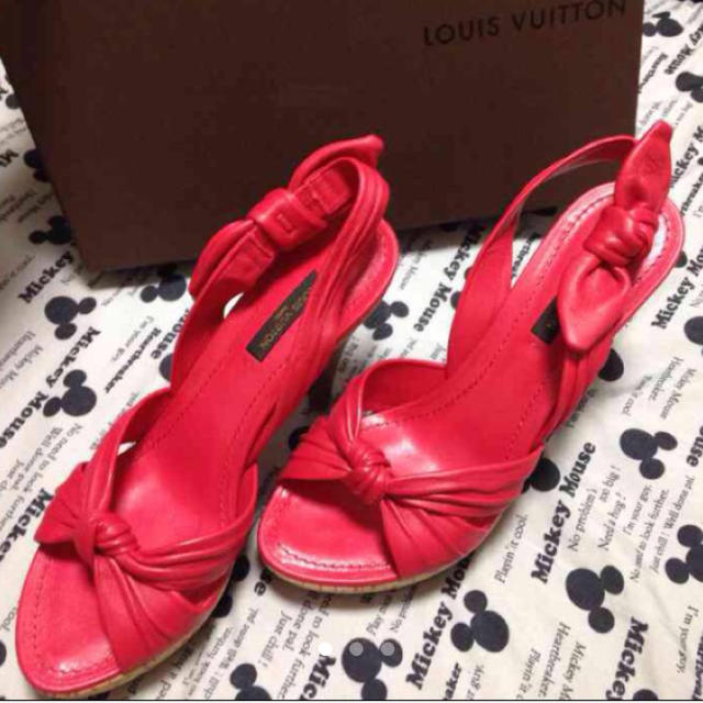 LOUIS VUITTON(ルイヴィトン)のエリンチョス様専用♡ルイヴィトン サンダル レディースの靴/シューズ(サンダル)の商品写真