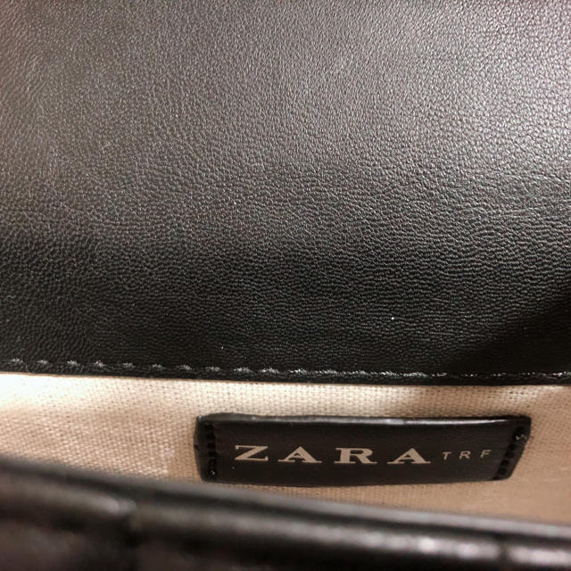 ZARA(ザラ)のZARAスカーフチェーンバッグ レディースのバッグ(ショルダーバッグ)の商品写真