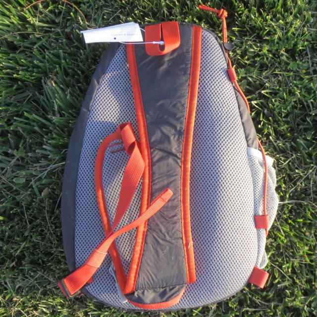 Eddie Bauer(エディーバウアー)の新品 一点のみ エディーバウアー LIPSTOP SLING PACK メンズのバッグ(バッグパック/リュック)の商品写真