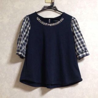 ページボーイ(PAGEBOY)のビジュー付きトップス(カットソー(長袖/七分))