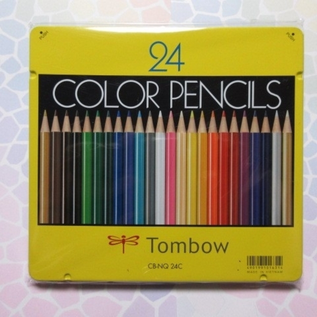 トンボ鉛筆(トンボエンピツ)の【未使用☆】Tombow 色鉛筆 ２４色入り エンタメ/ホビーのアート用品(色鉛筆)の商品写真