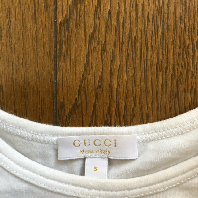 Gucci(グッチ)のグッチキッズ5  本日から数日限定値下げ キッズ/ベビー/マタニティのキッズ服男の子用(90cm~)(Tシャツ/カットソー)の商品写真