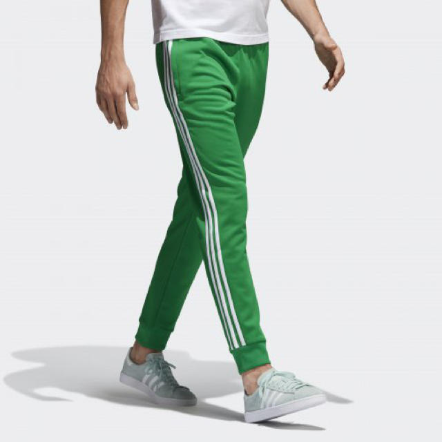 adidas(アディダス)のトラックパンツ  緑 メンズのパンツ(その他)の商品写真