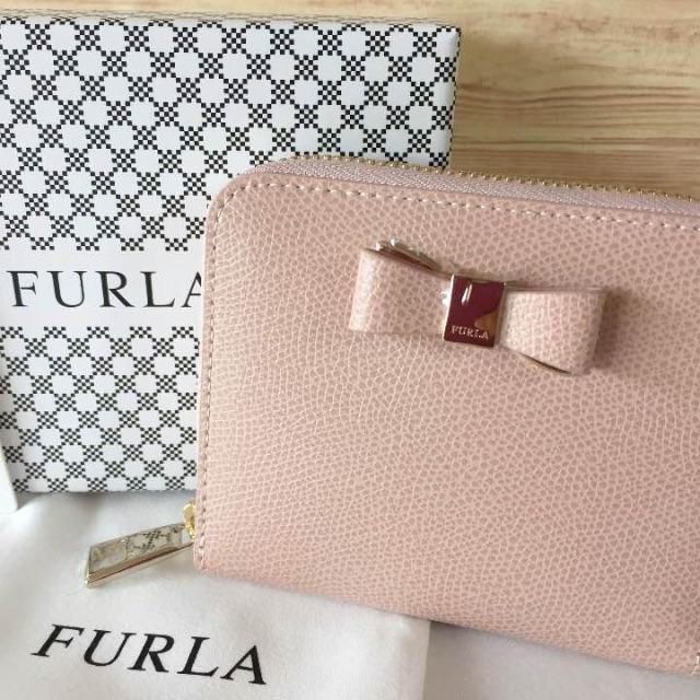 Furla(フルラ)の再入荷 フルラ FURLA アジア ASIA 二つ折りラウンドファスナー リボン レディースのファッション小物(財布)の商品写真