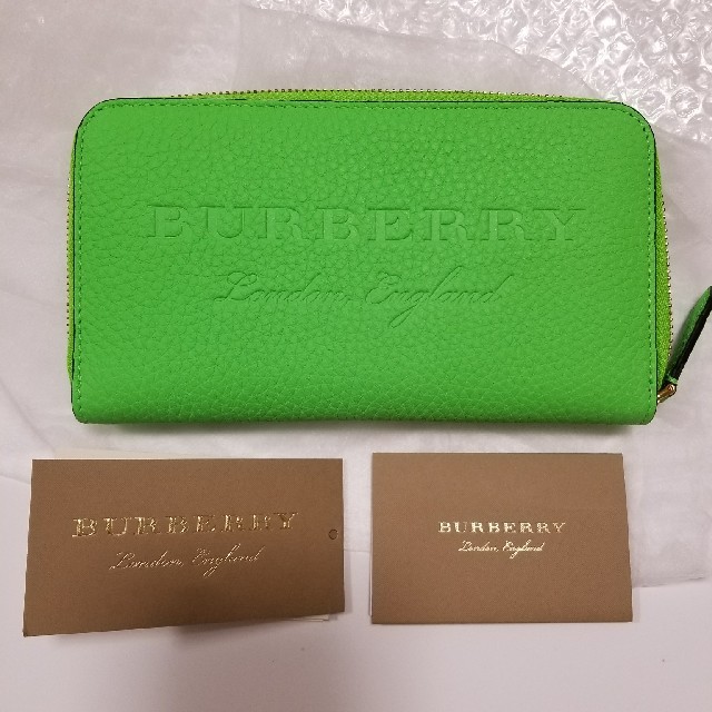 BURBERRY(バーバリー)のBURBERRY　ラウンドジップウォレット レディースのファッション小物(財布)の商品写真