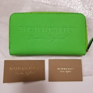 バーバリー(BURBERRY) 財布(レディース)（グリーン・カーキ/緑色系）の 