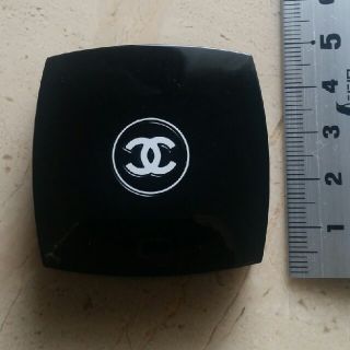 シャネル(CHANEL)のCHANEL♡シャネル♡アイシャドウ♡パープル♡デイライトライラック♡2g♡(アイシャドウ)