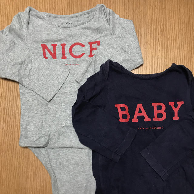 babyGAP(ベビーギャップ)のHimawari♡shopさん専用♡長袖ロンパース☆９０サイズ キッズ/ベビー/マタニティのキッズ服男の子用(90cm~)(その他)の商品写真