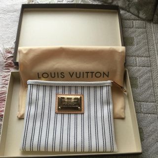 ルイヴィトン(LOUIS VUITTON)の新品 ヴィトン ポーチ(ポーチ)