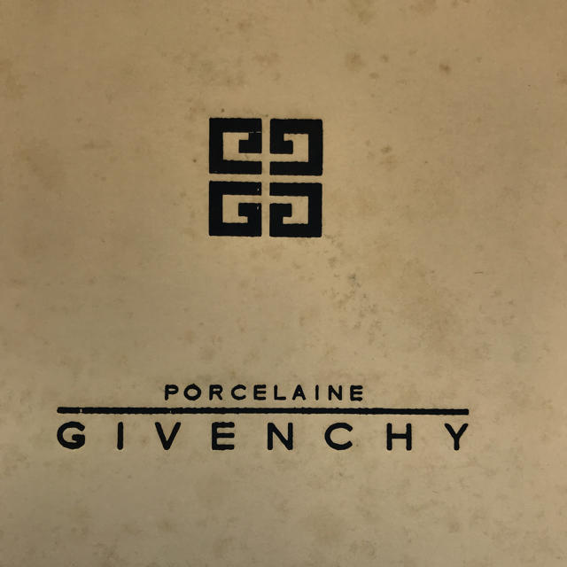 GIVENCHY(ジバンシィ)のジバンシーのカップ、ソーサー インテリア/住まい/日用品のキッチン/食器(グラス/カップ)の商品写真