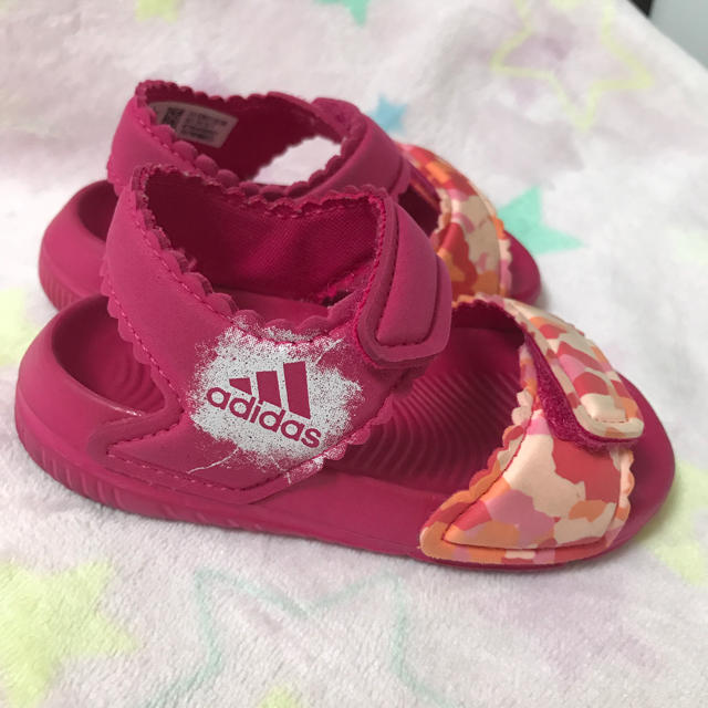 adidas(アディダス)のアディダス ベビーサンダル 12〜13センチ キッズ/ベビー/マタニティのベビー靴/シューズ(~14cm)(サンダル)の商品写真