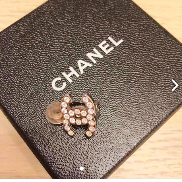 CHANEL(シャネル)のシャネル☆イヤリング☆片耳☆美品☆正規 レディースのアクセサリー(イヤリング)の商品写真