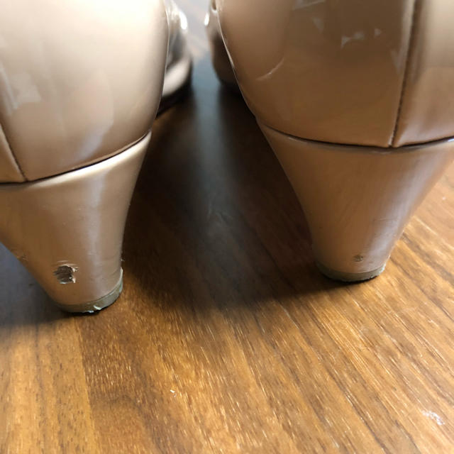Christian Louboutin(クリスチャンルブタン)の中古 クリスチャンルブタン  オープントゥパンプス 38.5 レディースの靴/シューズ(ハイヒール/パンプス)の商品写真