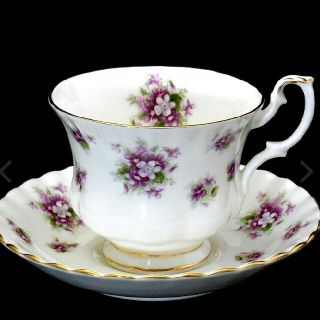 ロイヤルアルバート(ROYAL ALBERT)のロイヤルアルバート　コーヒーカップ　1客(グラス/カップ)