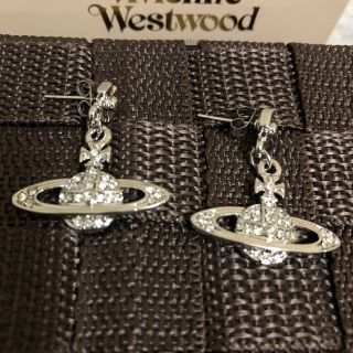 ヴィヴィアンウエストウッド(Vivienne Westwood)のＶｉｖｉｅｎｎｅ  Ｗ ｅｓｔｗｏｏｄ メイフェアバスレリーフドロップピアス①(ピアス)