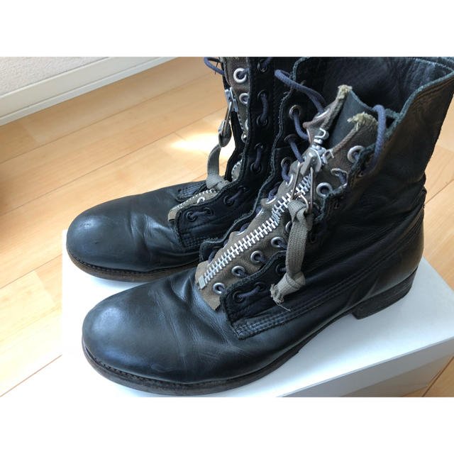 UNDERCOVER(アンダーカバー)のused undercover 11SS Zip studs boots メンズの靴/シューズ(ブーツ)の商品写真