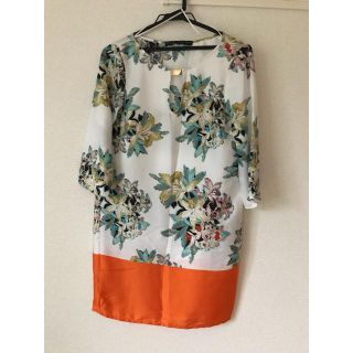 ザラ(ZARA)のZARA ワンピース 春物  花柄 七分袖(その他)