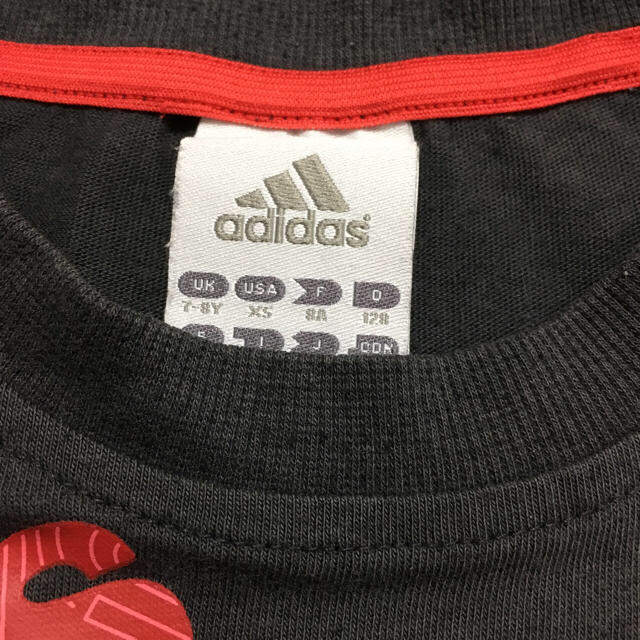 adidas(アディダス)の専用です。 キッズ/ベビー/マタニティのキッズ服男の子用(90cm~)(Tシャツ/カットソー)の商品写真