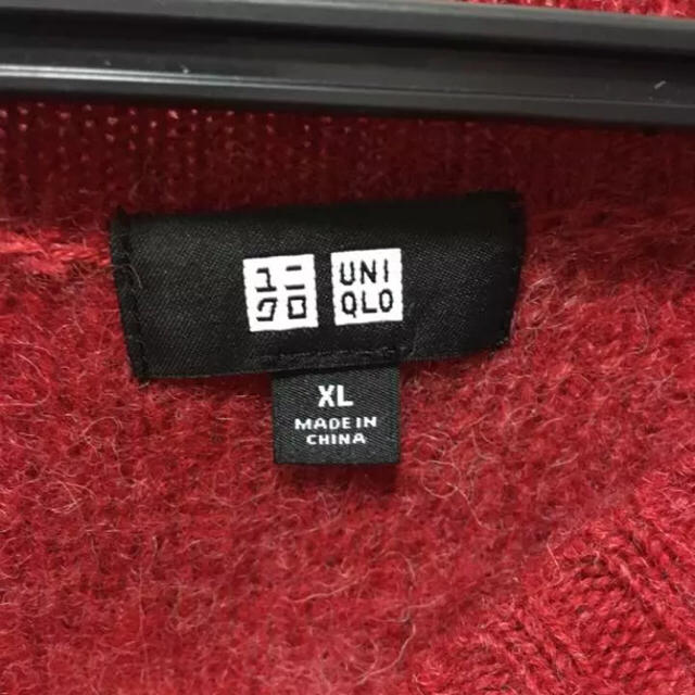 UNIQLO(ユニクロ)のユニクロ ニット 赤 メンズのトップス(ニット/セーター)の商品写真