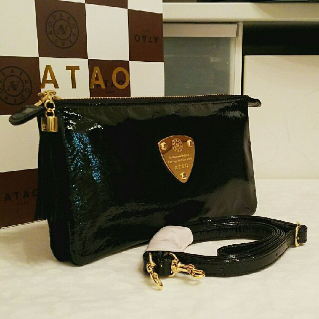 高級ブランド ATAO - 《美品》アタオ　ブーブー　グロスブラック 財布
