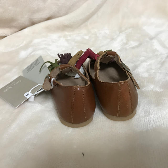 ZARA KIDS(ザラキッズ)の新品！ZARA baby タッセル付きバレリーナシューズ キッズ/ベビー/マタニティのベビー靴/シューズ(~14cm)(フラットシューズ)の商品写真