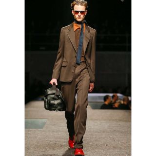 プラダ セットアップスーツ(メンズ)(ブラック/黒色系)の通販 25点
