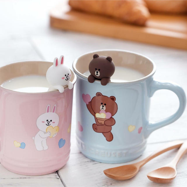 LE CREUSET(ルクルーゼ)のル・クルーゼ x Line Friends カップセット  インテリア/住まい/日用品のキッチン/食器(食器)の商品写真