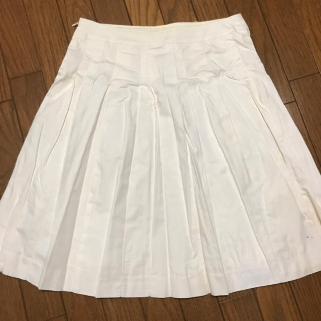 ナチュラルビューティー スカート(Lサイズ・白) レディースのスカート(ひざ丈スカート)の商品写真