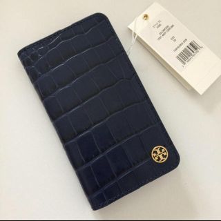 トリーバーチ(Tory Burch)のTory Burch クロコダイル IPHONE 7ケース ネイビー 手帳型(iPhoneケース)