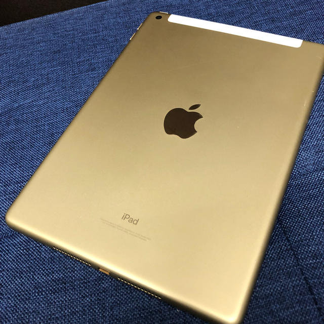 セルラーモ iPad - iPad 5世代 9.7インチ SoftBank A1823 32GB ゴールドの通販 by yuki｜アイパッド